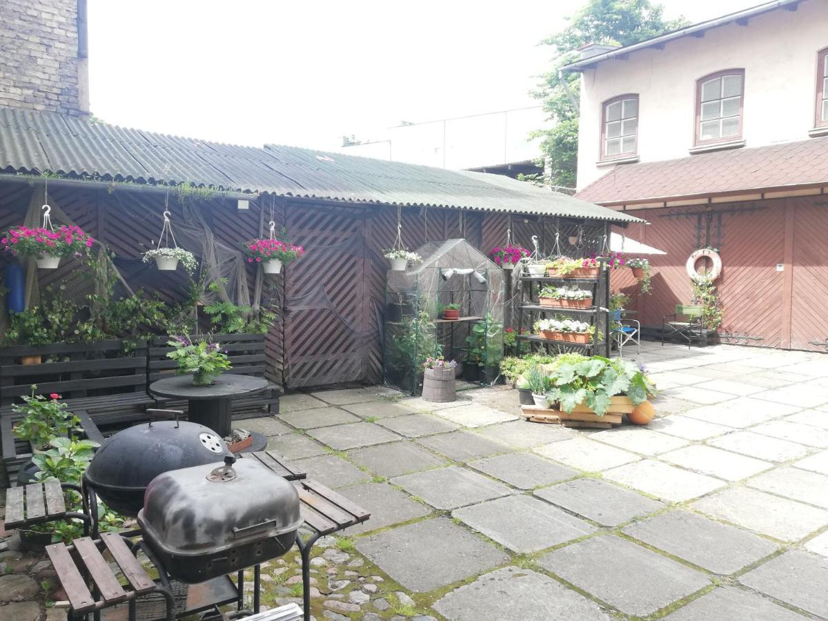 Figaro Villa Ventspils Buitenkant foto