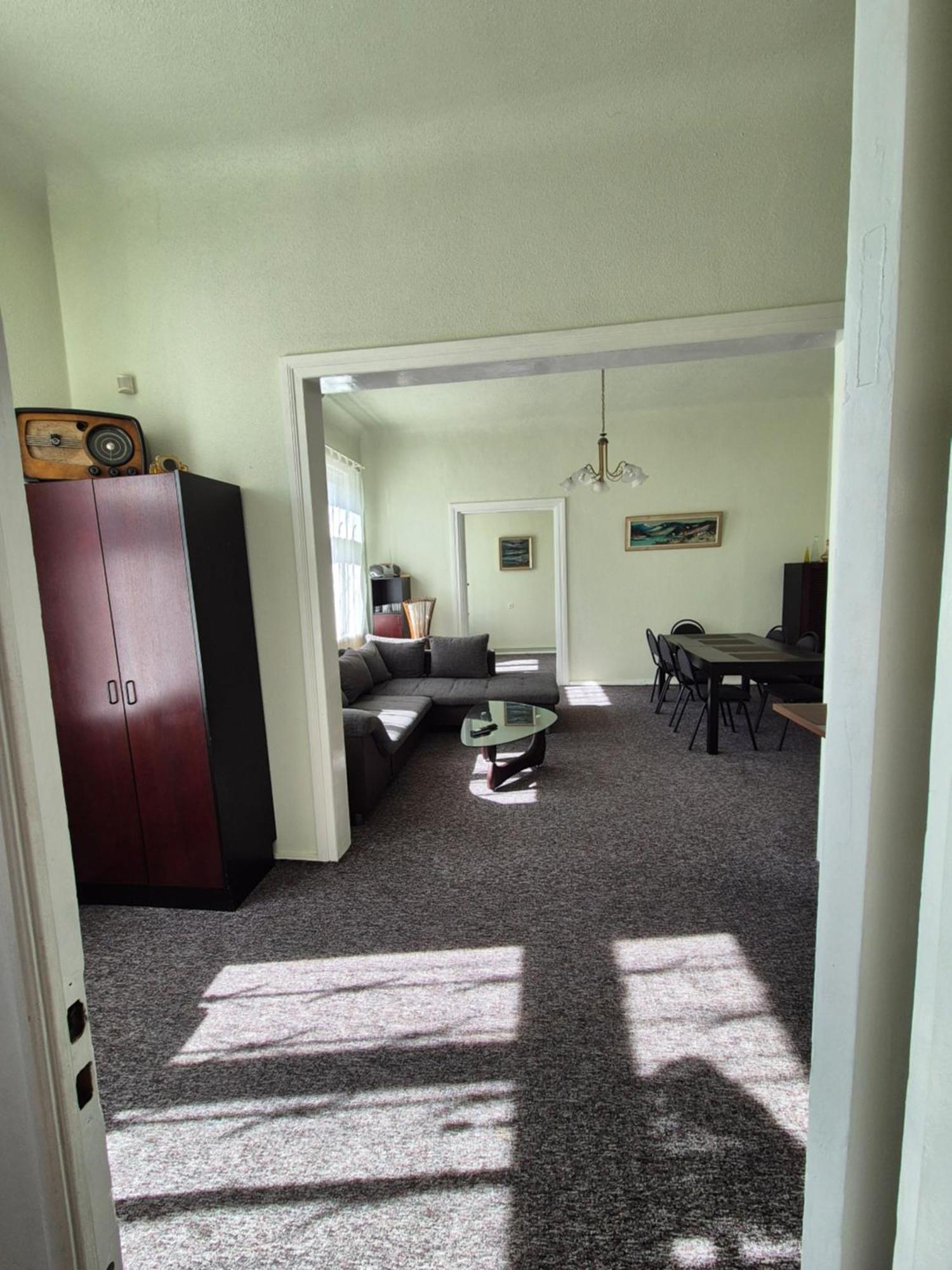 Figaro Villa Ventspils Buitenkant foto